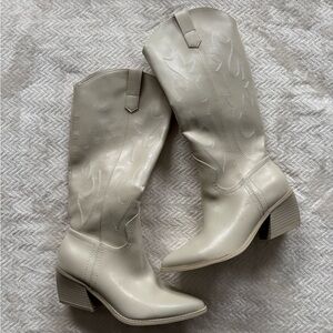 Madden NYC Women's Cream Western Boots